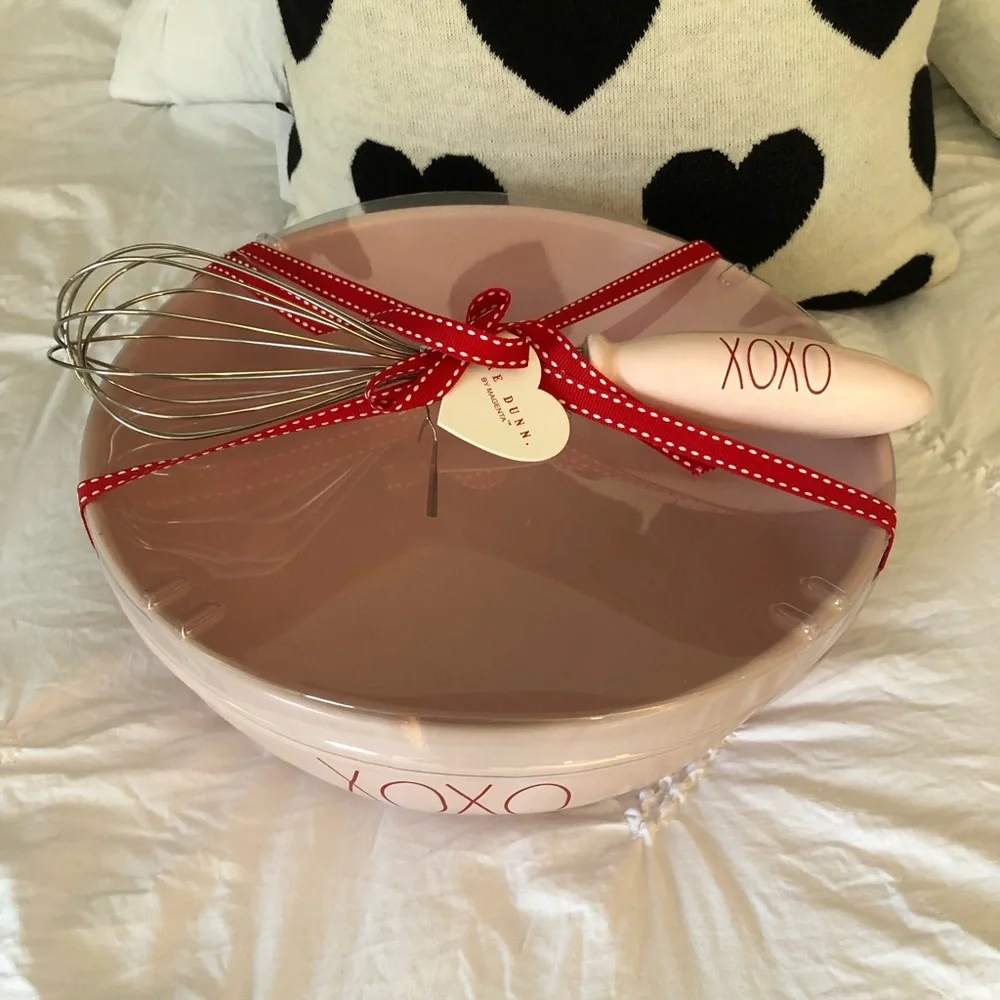 Rae Dunn Blush Pink Ceramic Mixing bowl with whisk - Picture 2 of 3